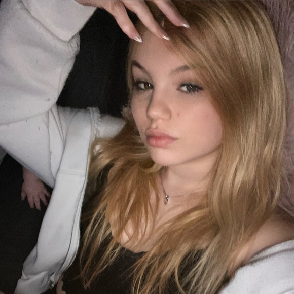 dakotahb04